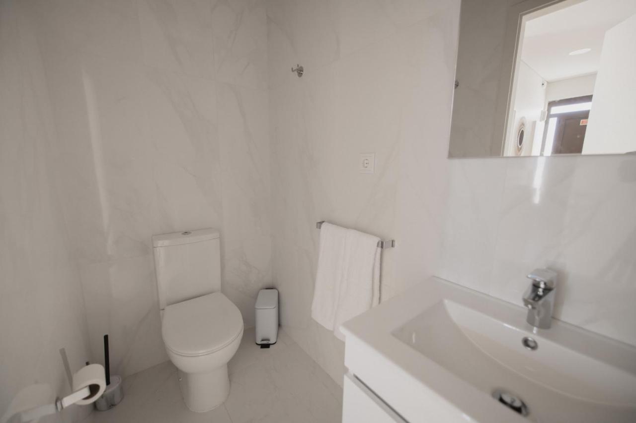 Albina'S Guest House レサ・ダ・パルメイラ エクステリア 写真