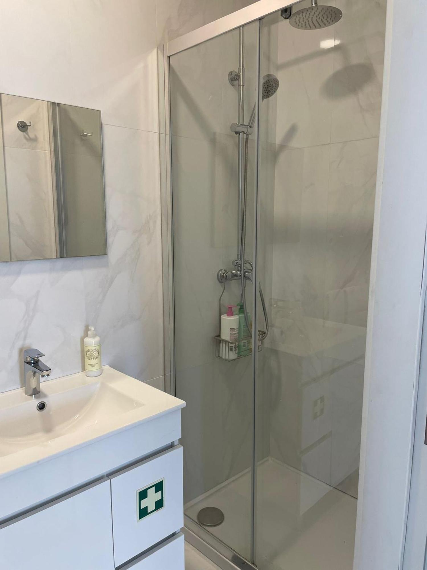 Albina'S Guest House レサ・ダ・パルメイラ エクステリア 写真